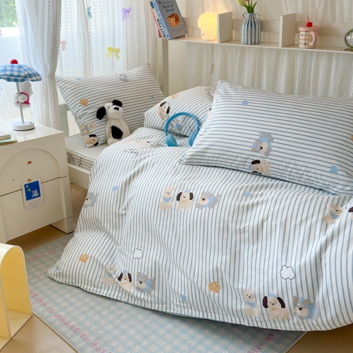 91家纺网 家纺一手货源 找家纺 曼之夏 2025新款全棉纯棉印花学生宿舍上下铺三件套 小狗日记