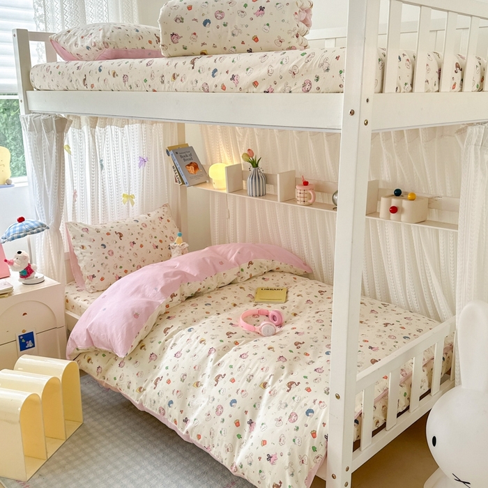 91家纺网 家纺一手货源 找家纺 曼之夏 2025新款全棉纯棉印花学生宿舍上下铺三件套 玛奇朵