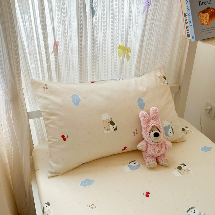 91家纺网 家纺一手货源 找家纺 曼之夏 2025新款全棉纯棉印花学生宿舍上下铺三件套 可可汪