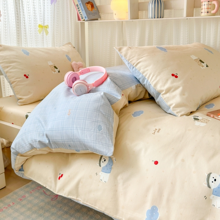 91家纺网 家纺一手货源 找家纺 曼之夏 2025新款全棉纯棉印花学生宿舍上下铺三件套 可可汪