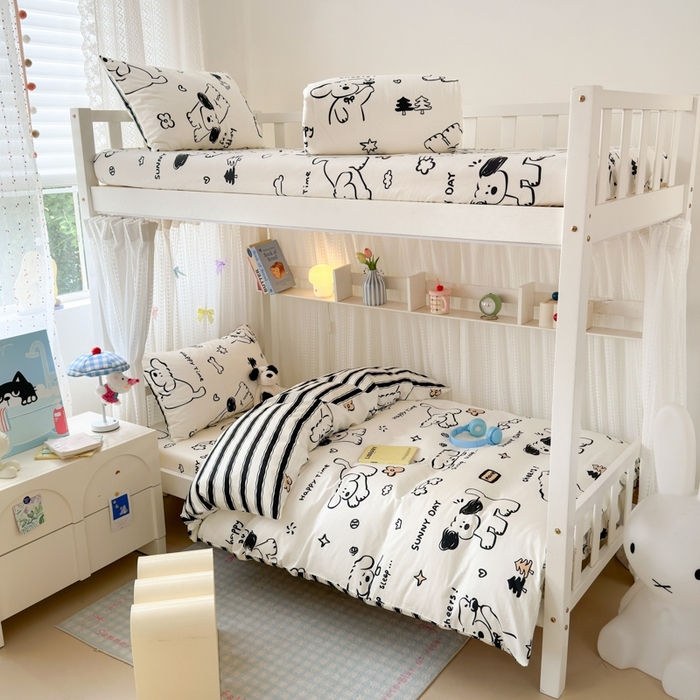 91家纺网 家纺一手货源 找家纺 曼之夏 2025新款全棉纯棉印花学生宿舍上下铺三件套 嗨皮狗