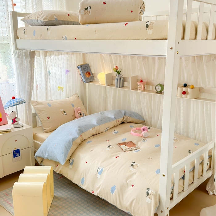 91家纺网 家纺一手货源 找家纺 曼之夏 2025新款全棉纯棉印花学生宿舍上下铺三件套 可可汪