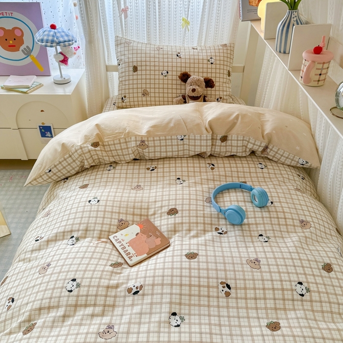 91家纺网 家纺一手货源 找家纺 曼之夏 2025新款全棉纯棉印花学生宿舍上下铺三件套 曲奇小狗