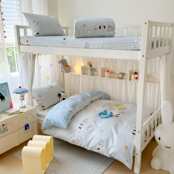 91家纺网 家纺一手货源 找家纺 曼之夏 2025新款全棉纯棉印花学生宿舍上下铺三件套 小狗日记