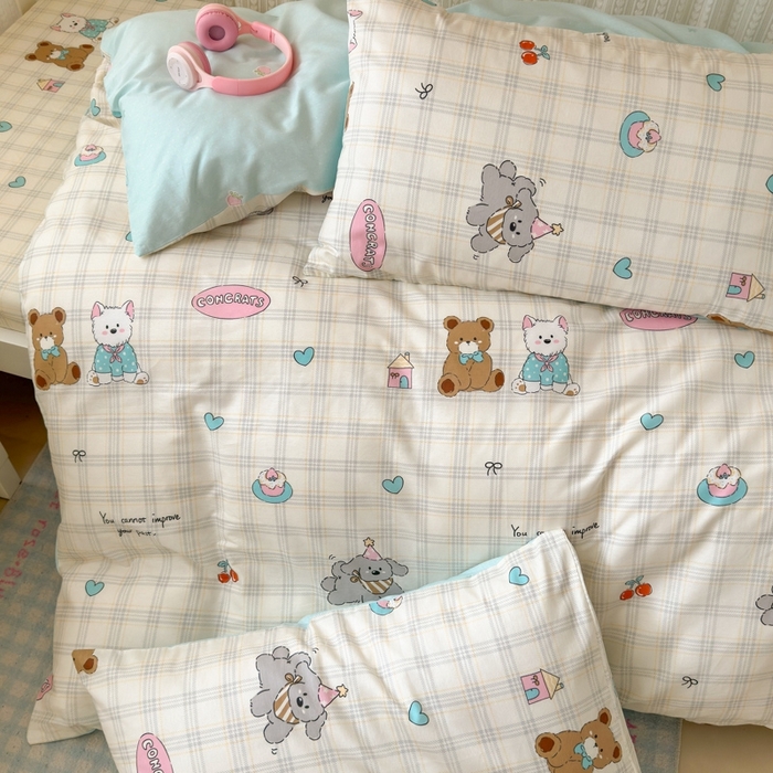 91家纺网 家纺一手货源 找家纺 曼之夏 2025新款全棉纯棉印花学生宿舍上下铺三件套 樱桃熊仔