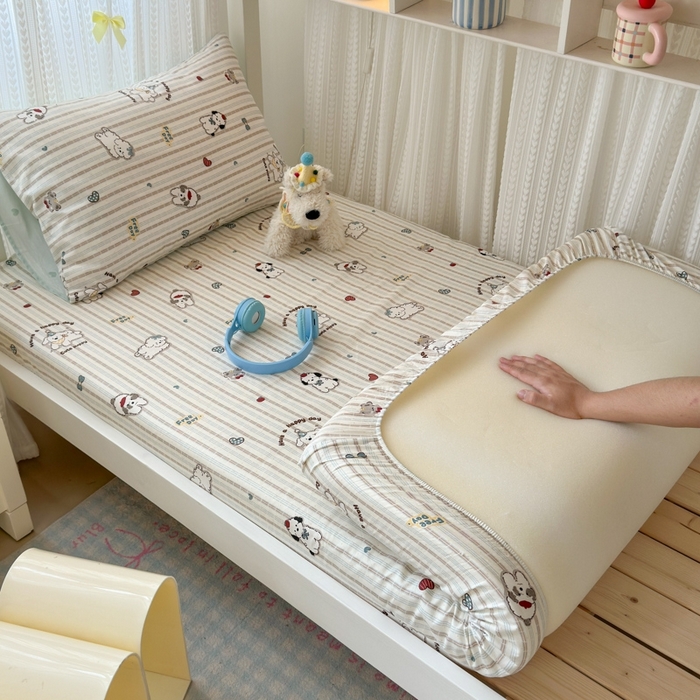 91家纺网 家纺一手货源 找家纺 （总）曼之夏 2025新款全棉纯棉印花学生宿舍上下铺单床笠床笠单件单品床笠