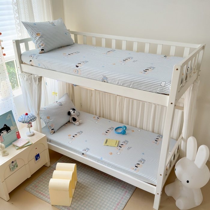 91家纺网 家纺一手货源 找家纺 曼之夏 2025新款全棉纯棉印花学生宿舍上下铺单床笠床笠单件单品床笠 小狗日记