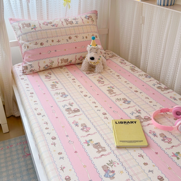 91家纺网 家纺一手货源 找家纺 曼之夏 2025新款全棉纯棉印花学生宿舍上下铺单床笠床笠单件单品床笠 奶昔小熊