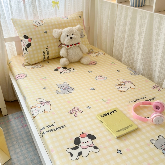 91家纺网 家纺一手货源 找家纺 曼之夏 2025新款全棉纯棉印花学生宿舍上下铺单床笠床笠单件单品床笠 格子猫