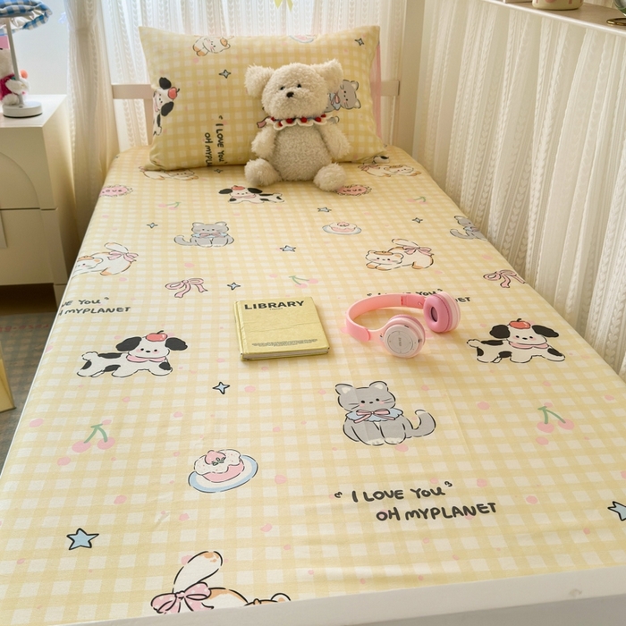 91家纺网 家纺一手货源 找家纺 曼之夏 2025新款全棉纯棉印花学生宿舍上下铺单床笠床笠单件单品床笠 格子猫