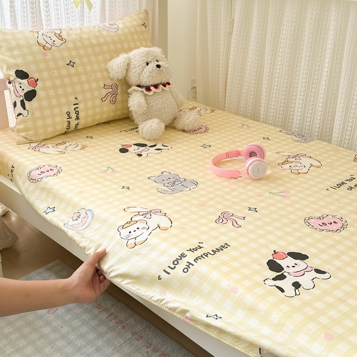 91家纺网 家纺一手货源 找家纺 曼之夏 2025新款全棉纯棉印花学生宿舍上下铺单床笠床笠单件单品床笠 格子猫