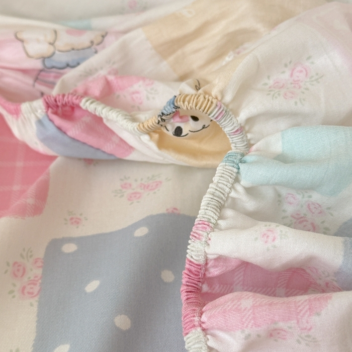 91家纺网 家纺一手货源 找家纺 曼之夏 2025新款全棉纯棉印花学生宿舍上下铺单床笠床笠单件单品床笠 开心屋