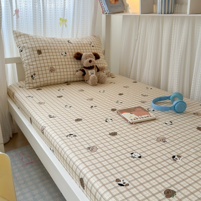 91家纺网 家纺一手货源 找家纺 曼之夏 2025新款全棉纯棉印花学生宿舍上下铺单床笠床笠单件单品床笠 曲奇小狗