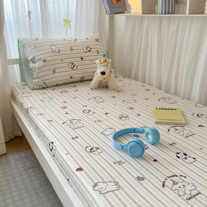 91家纺网 家纺一手货源 找家纺 曼之夏 2025新款全棉纯棉印花学生宿舍上下铺单床笠床笠单件单品床笠 茶茶狗