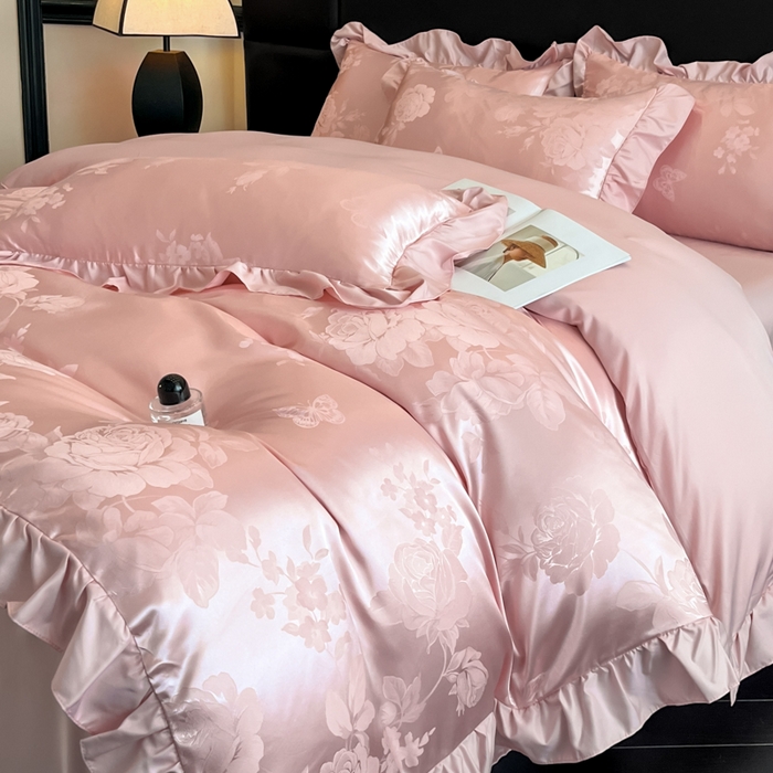 91家纺网 家纺一手货源 找家纺 千希家纺 2025春夏新款亮丝贡缎提花花边款四件套-专版花蝶系列 专版花蝶-暮光粉