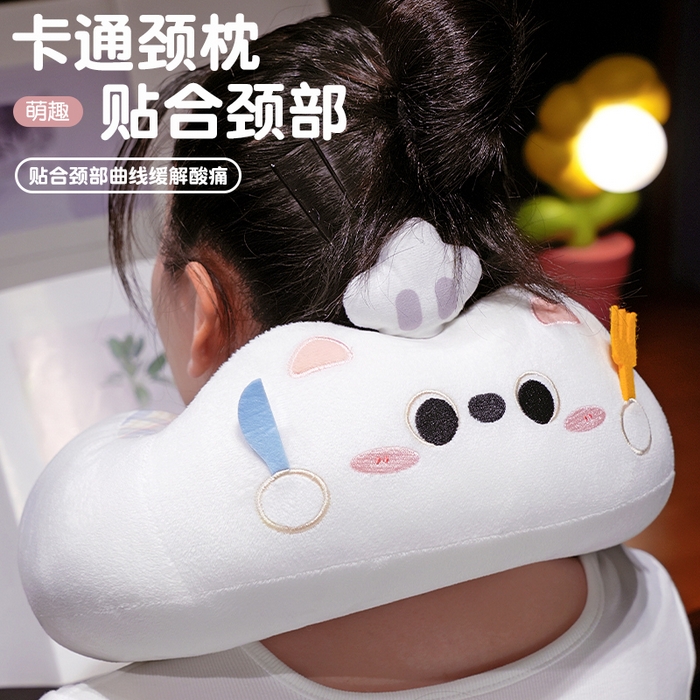 91家纺网 家纺一手货源 找家纺 （总）仟亿莱 2025新款小厨师格纹系列驼峰u枕