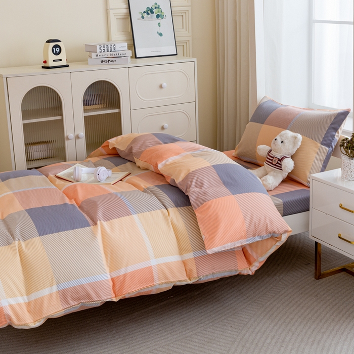 91家纺网 家纺一手货源 找家纺 简冠家纺 2025新款全棉学生三件套宿舍三件套纯棉学生床垫羽丝绒被子被芯 幻影都市-红