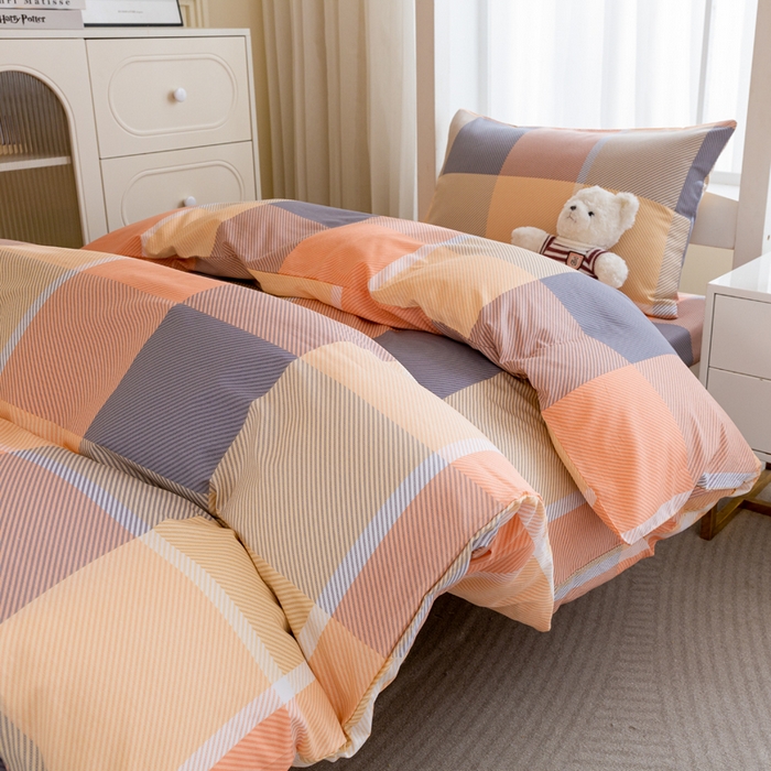 91家纺网 家纺一手货源 找家纺 简冠家纺 2025新款全棉学生三件套宿舍三件套纯棉学生床垫羽丝绒被子被芯 幻影都市-红