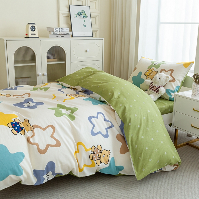 91家纺网 家纺一手货源 找家纺 简冠家纺 2025新款全棉学生三件套宿舍三件套纯棉学生床垫羽丝绒被子被芯 星星熊