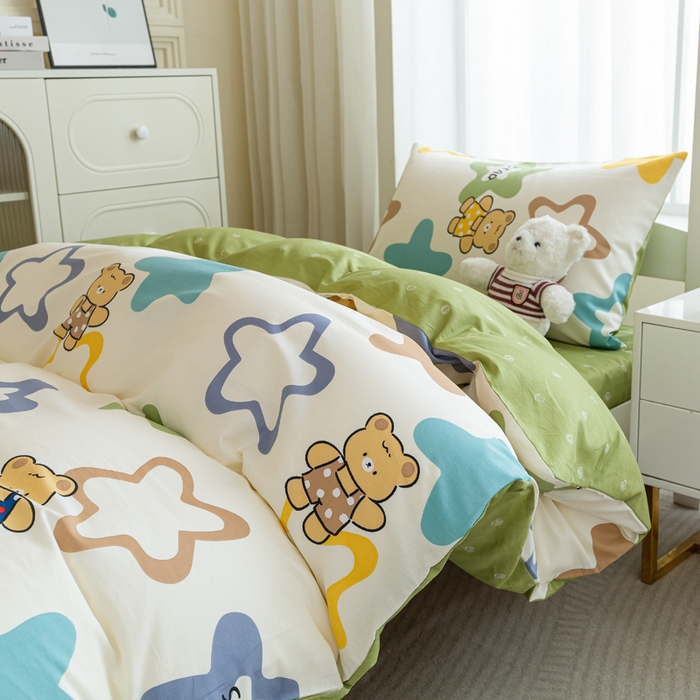 91家纺网 家纺一手货源 找家纺 简冠家纺 2025新款全棉学生三件套宿舍三件套纯棉学生床垫羽丝绒被子被芯 星星熊