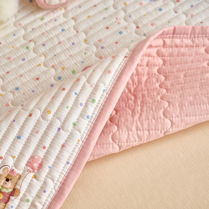 91家纺网 家纺一手货源 找家纺 X猫先生 2025新款全棉双层纱婴幼儿童床盖夹棉床单睡垫薄床垫子母婴级 幸运小伙伴