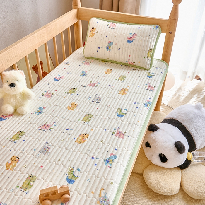 91家纺网 家纺一手货源 找家纺 （总）X猫先生 2025新款全棉双层纱婴幼儿童床盖夹棉床单睡垫薄床垫子母婴级