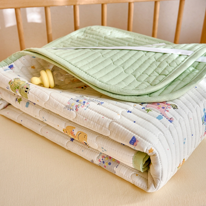 91家纺网 家纺一手货源 找家纺 X猫先生 2025新款全棉双层纱婴幼儿童床盖夹棉床单睡垫薄床垫子母婴级 冒险侏罗纪