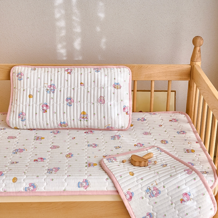 91家纺网 家纺一手货源 找家纺 X猫先生 2025新款全棉双层纱婴幼儿童床盖夹棉床单睡垫薄床垫子母婴级 玩趣萌物