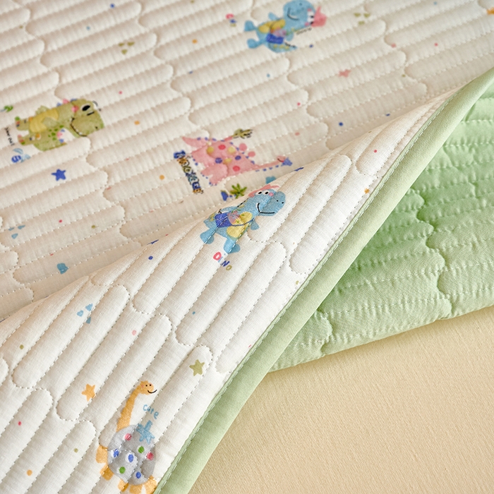 91家纺网 家纺一手货源 找家纺 X猫先生 2025新款全棉双层纱婴幼儿童床盖夹棉床单睡垫薄床垫子母婴级 冒险侏罗纪