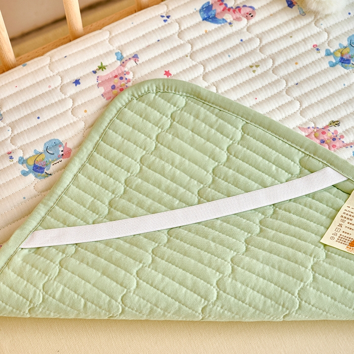 91家纺网 家纺一手货源 找家纺 X猫先生 2025新款全棉双层纱婴幼儿童床盖夹棉床单睡垫薄床垫子母婴级 冒险侏罗纪