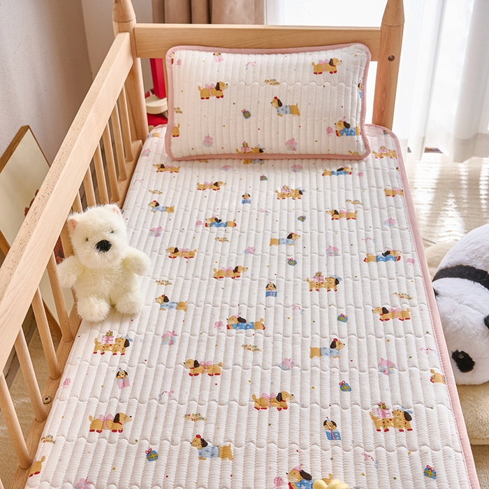 91家纺网 家纺一手货源 找家纺 X猫先生 2025新款全棉双层纱婴幼儿童床盖夹棉床单睡垫薄床垫子母婴级 狗狗礼物