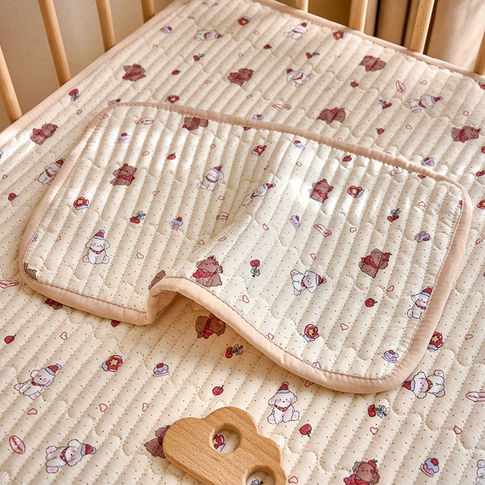 91家纺网 家纺一手货源 找家纺 X猫先生 2025新款全棉双层纱婴幼儿童床盖夹棉床单睡垫薄床垫子母婴级 甜卡日常