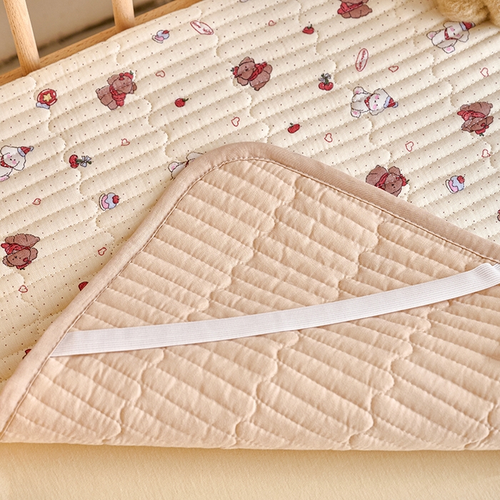 91家纺网 家纺一手货源 找家纺 X猫先生 2025新款全棉双层纱婴幼儿童床盖夹棉床单睡垫薄床垫子母婴级 甜卡日常