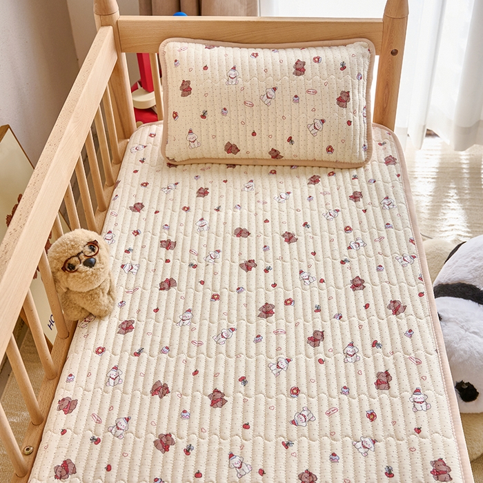 91家纺网 家纺一手货源 找家纺 X猫先生 2025新款全棉双层纱婴幼儿童床盖夹棉床单睡垫薄床垫子母婴级 甜卡日常