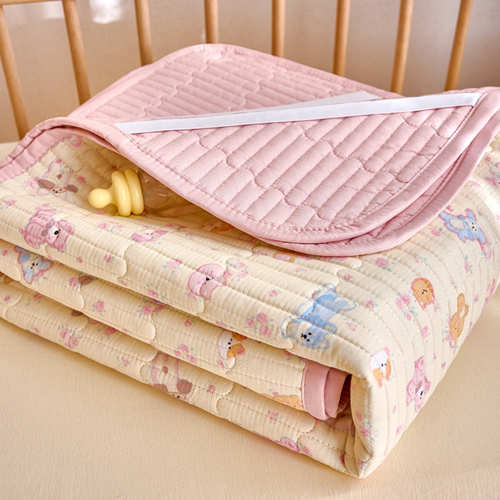 91家纺网 家纺一手货源 找家纺 X猫先生 2025新款全棉双层纱婴幼儿童床盖夹棉床单睡垫薄床垫子母婴级 花漾小熊