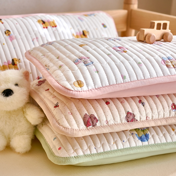 91家纺网 家纺一手货源 找家纺 X猫先生 2025新款全棉双层纱婴幼儿童床盖夹棉床单睡垫薄床垫子母婴级 组合图仅供展示