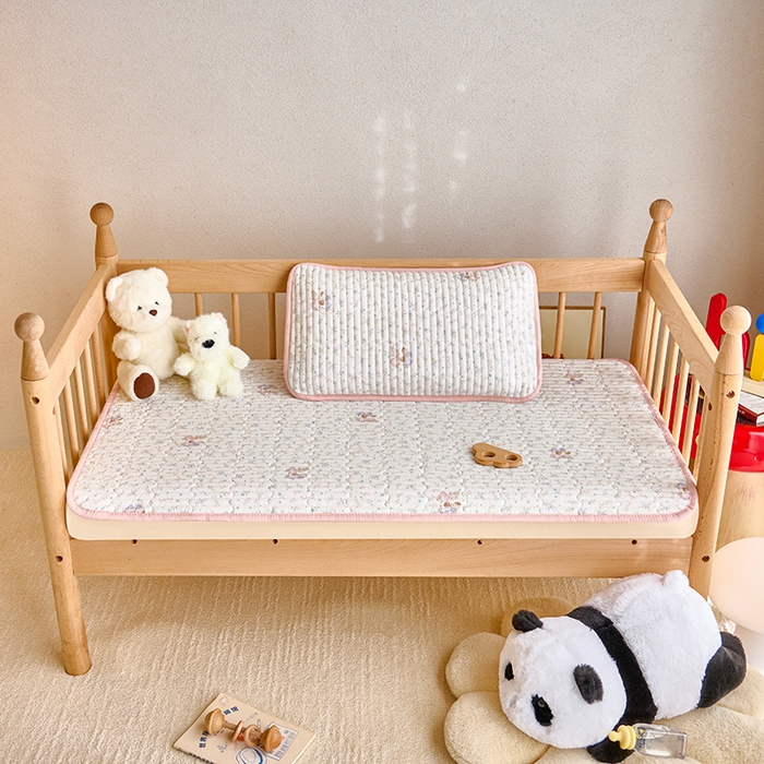 91家纺网 家纺一手货源 找家纺 X猫先生 2025新款全棉双层纱婴幼儿童床盖夹棉床单睡垫薄床垫子母婴级 田园兔