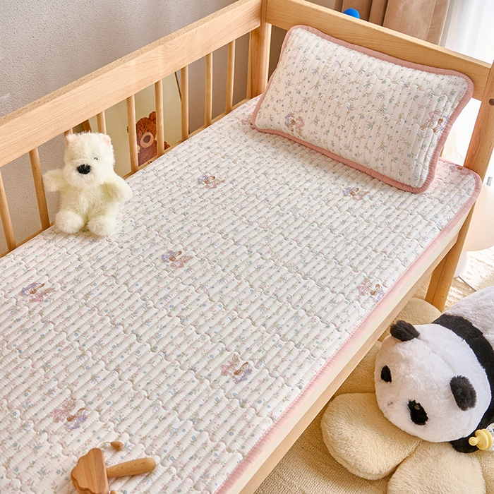 91家纺网 家纺一手货源 找家纺 X猫先生 2025新款全棉双层纱婴幼儿童床盖夹棉床单睡垫薄床垫子母婴级 田园兔