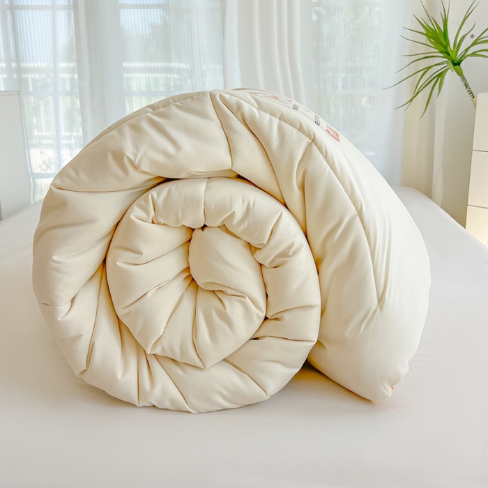 91家纺网 家纺一手货源 找家纺 美尔惠家纺 2025新款母婴级直播热款超柔冬被被子被芯-方格系列 方格-奶油白