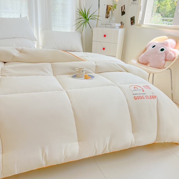 91家纺网 家纺一手货源 找家纺 美尔惠家纺 2025新款母婴级直播热款超柔冬被被子被芯-方格系列 方格-奶油白