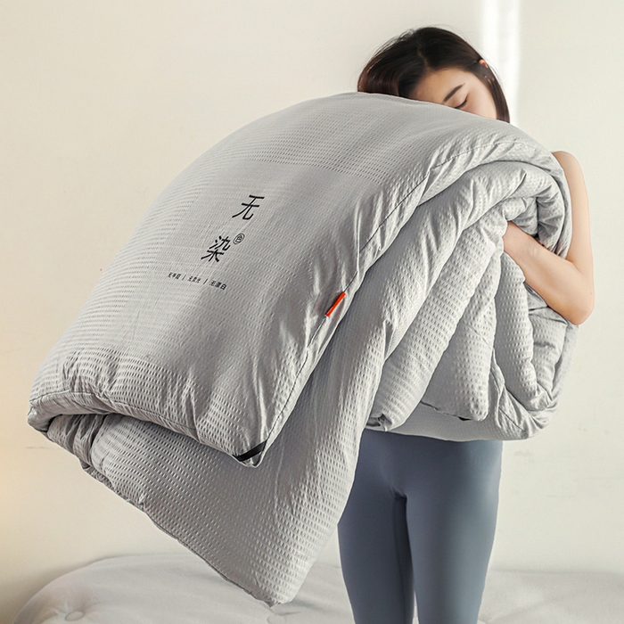 91家纺网 家纺一手货源 找家纺 美尔惠家纺 2025新款泡泡纱无染超柔亲肤被芯冬被四季被被子被芯 无染-浅灰