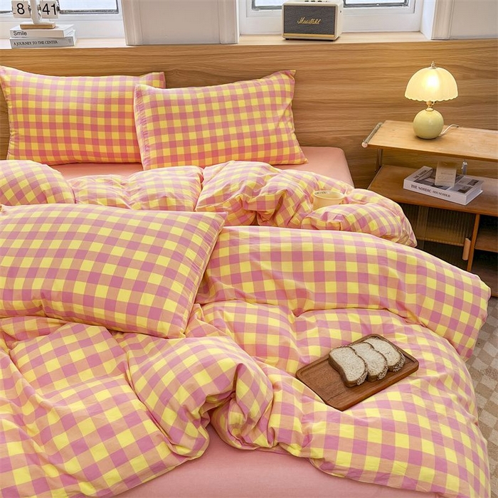 91家纺网 家纺一手货源 找家纺 美尔惠家纺 2025直播热款无印风色织水洗四件套简约格子款学生宿舍三件套床单款 粉黄中格