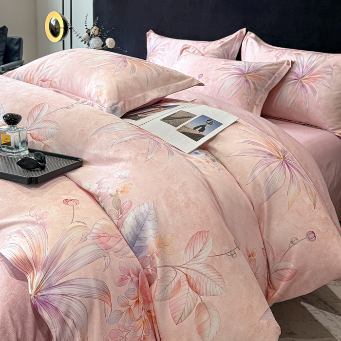 91家纺网 家纺一手货源 找家纺 喜四方 2025新款加厚天丝棉磨毛数码印花四件套 花黛露-粉