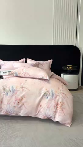 91家纺网 家纺一手货源 找家纺 喜四方 2025新款加厚天丝棉磨毛数码印花四件套 花黛露-粉