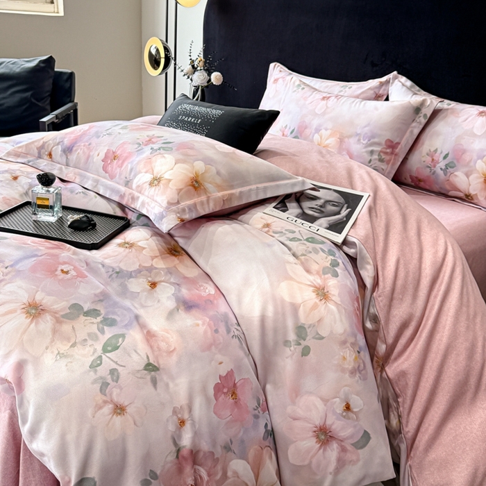 91家纺网 家纺一手货源 找家纺 喜四方 2025新款加厚天丝棉磨毛数码印花四件套 花锦-粉