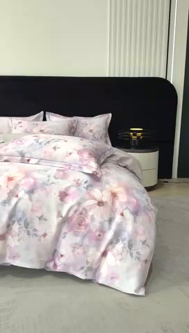 91家纺网 家纺一手货源 找家纺 喜四方 2025新款加厚天丝棉磨毛数码印花四件套 花锦-紫