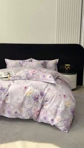 91家纺网 家纺一手货源 找家纺 喜四方 2025新款加厚天丝棉磨毛数码印花四件套 澜音花束-紫