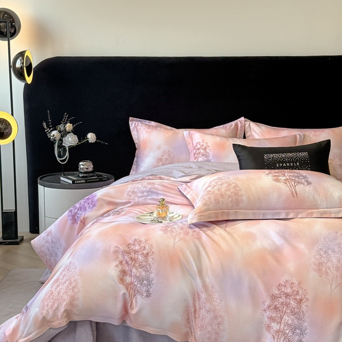 91家纺网 家纺一手货源 找家纺 喜四方 2025新款加厚天丝棉磨毛数码印花四件套 密林-粉