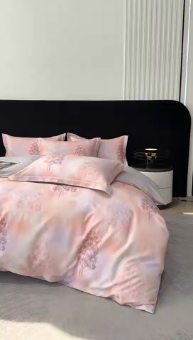 91家纺网 家纺一手货源 找家纺 喜四方 2025新款加厚天丝棉磨毛数码印花四件套 密林-粉