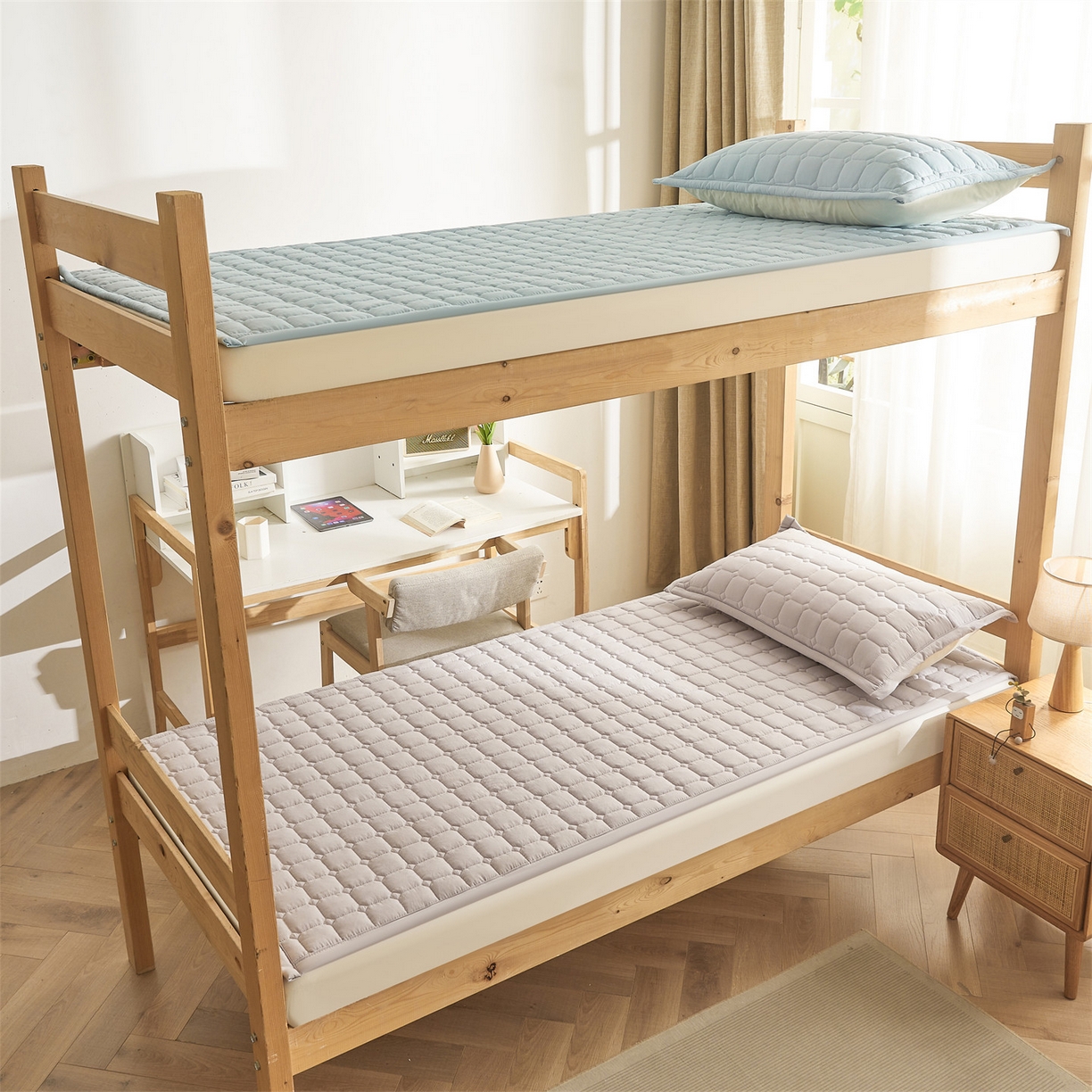 91家纺网 家纺一手货源 找家纺 （总）恒爱家纺 2025新款学生季糯糯棉纯色床护垫